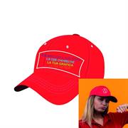 Cappellino rosso con visiera personalizzato