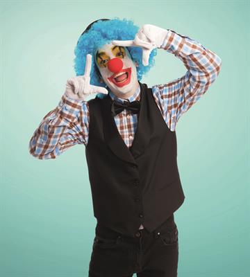 PROFESSIONAL CLOWNERIE